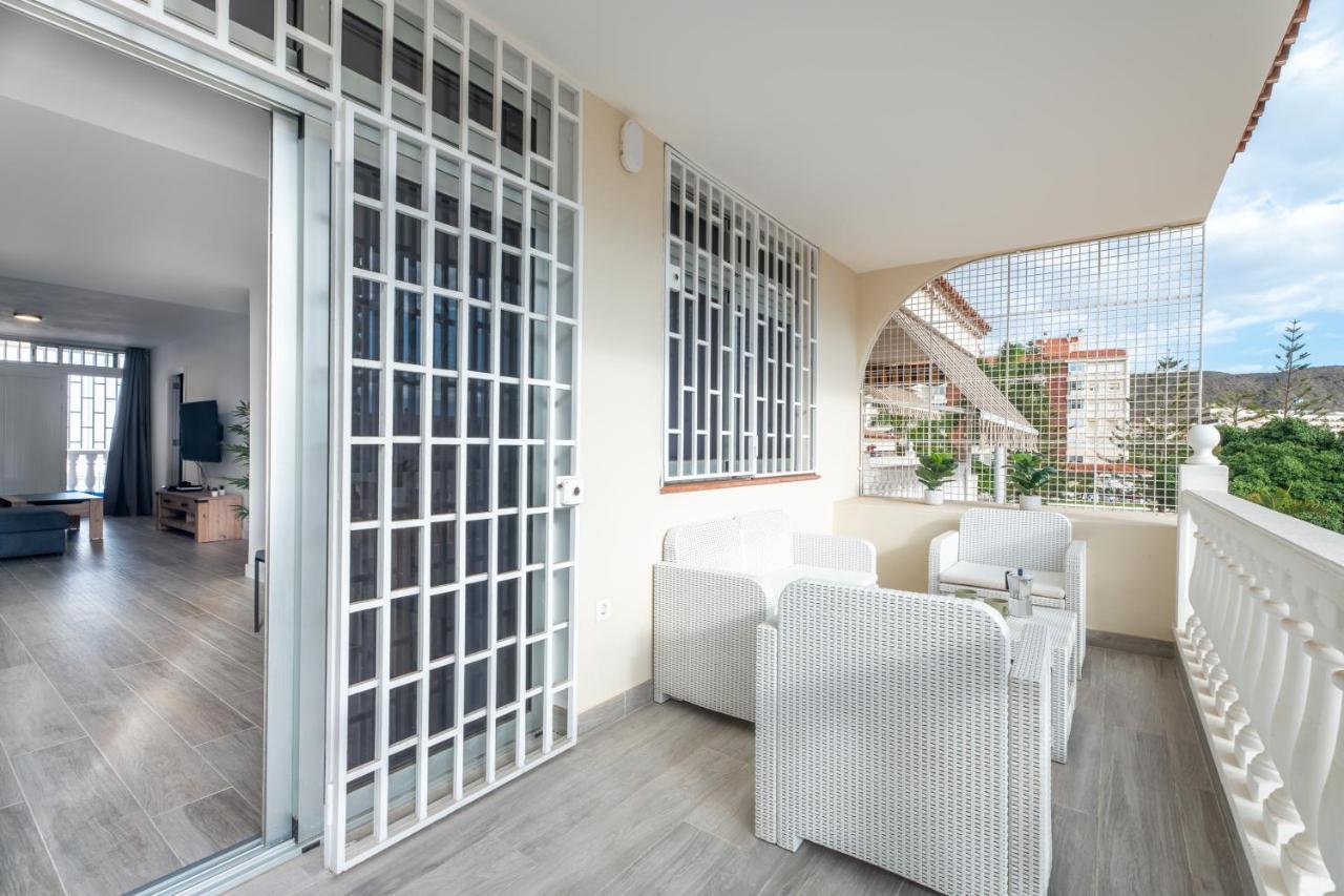 Las Rosas Sunset Apartment 阿罗纳 外观 照片