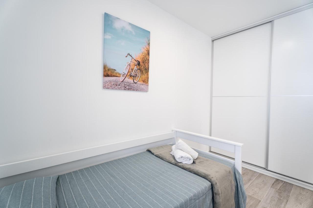 Las Rosas Sunset Apartment 阿罗纳 外观 照片